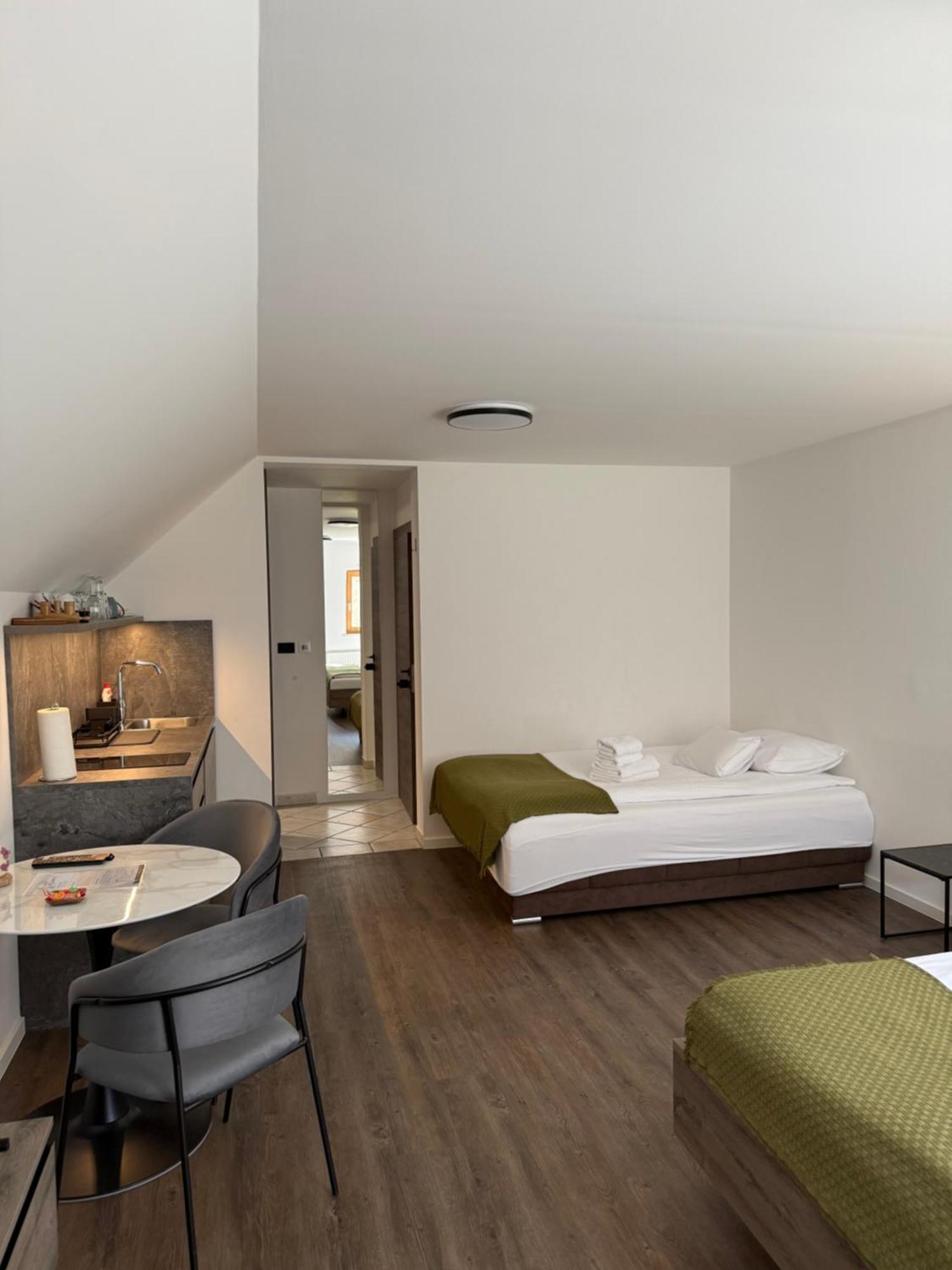 4 Elements Resort Bled 보힌스카 벨라 외부 사진